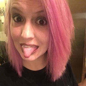 Meet your Posher, Whitney